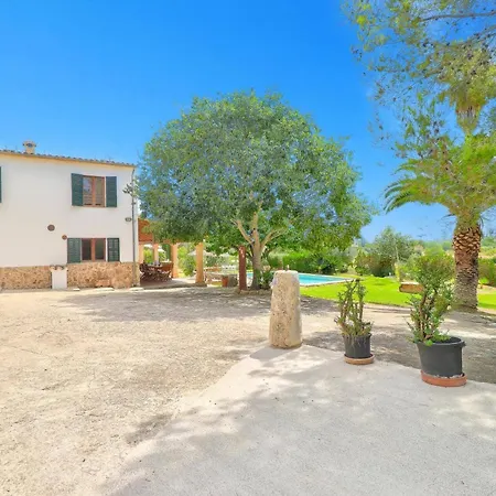 Toni Pau By Вілла *